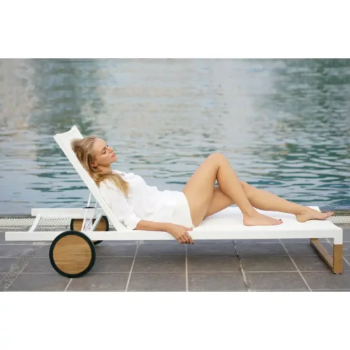Ekka Lounger With Model 2