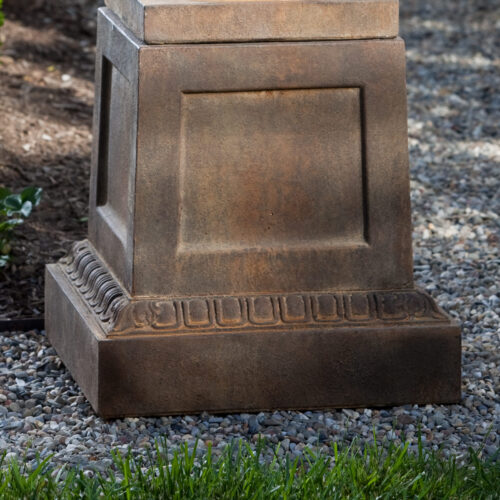 Williamsburg Jefferson Pedestal (cast Stone In Pietra Nuova)