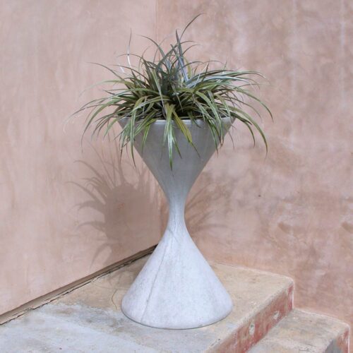 Spindel Planter Material: Fiber Cement Finish: Grey
