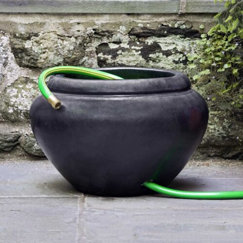 Hose Pot With Lip (terracotta In Graphite Glaze)