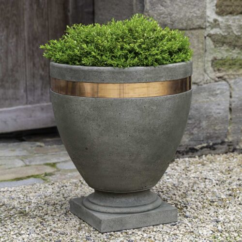 Moderne Planter Cast Stone In Alpine Stone Finish